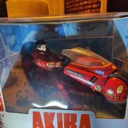 AKIRA! KANEDA ON MOTORCYCLE MCFARLANE TOYS