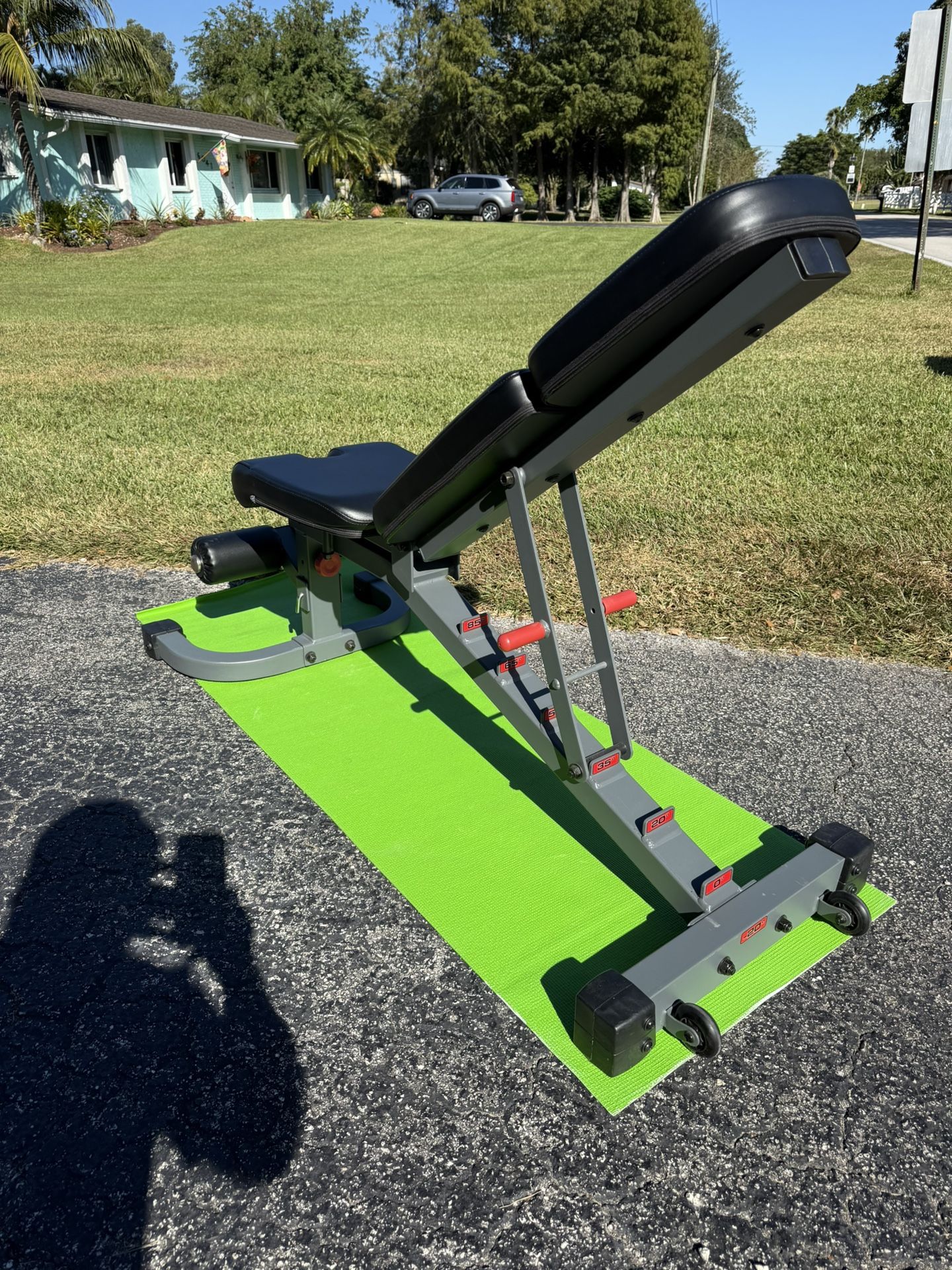 XMark 1500 Pound Flat, Incline, Decline Fully Adjustable Heavy Duty Weight Bench XM-7604