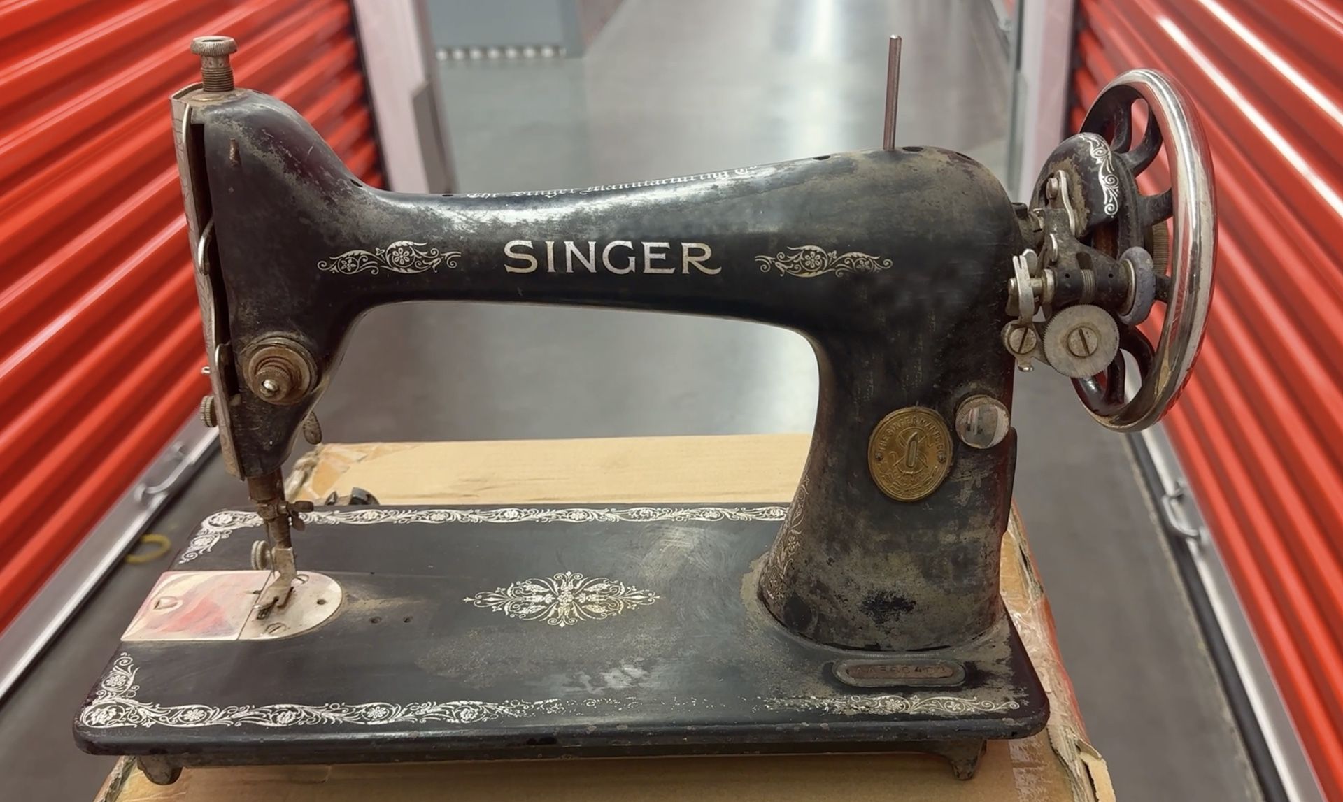  1924 Singer sewing machine 