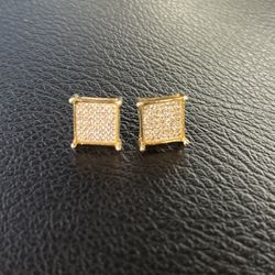 Gold Diamond Earrings 