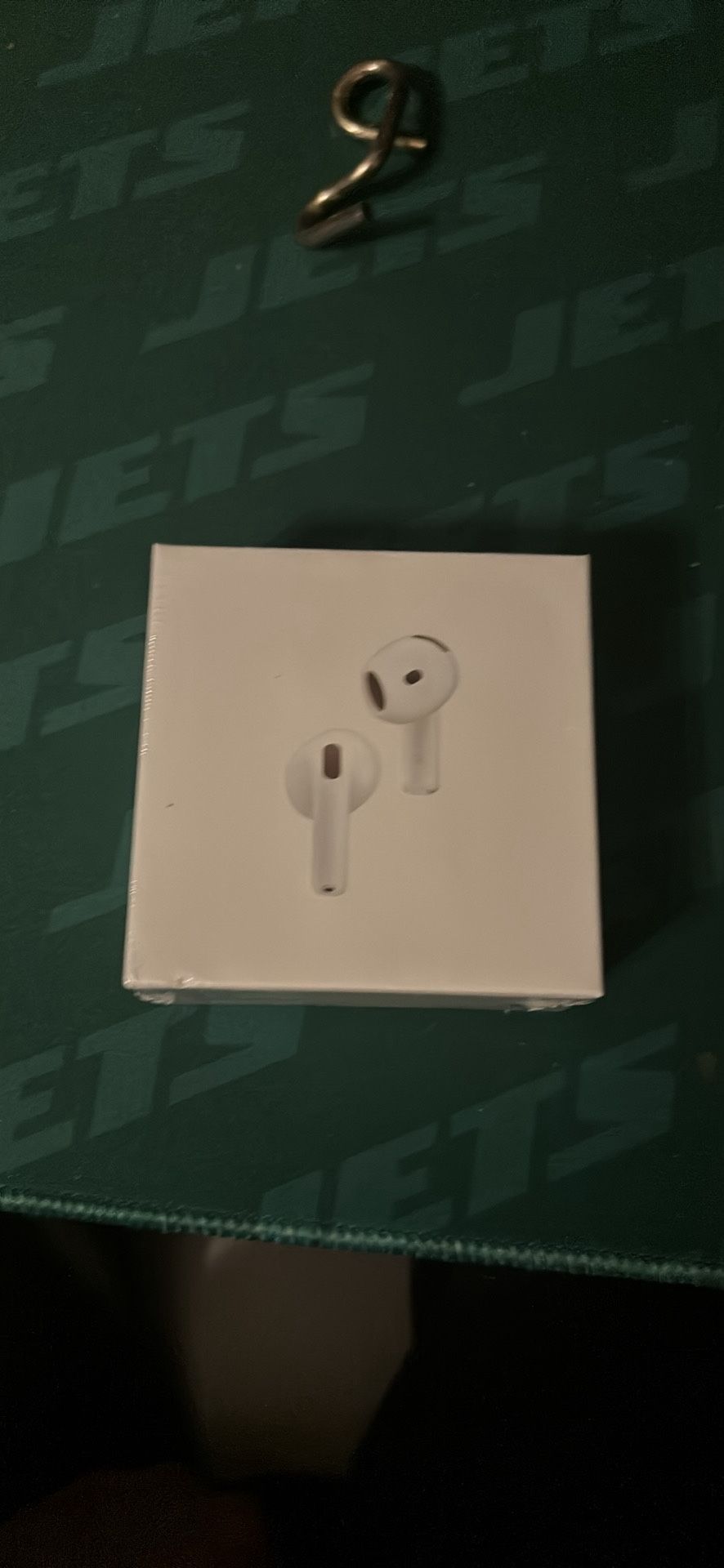 AirPod 4 Noise Cancellation