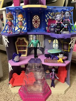 VAMPIRINA DOLL HOUSE PERFECT CONDITION KIDS TOYS 