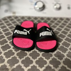 Puma Slides Size 1 