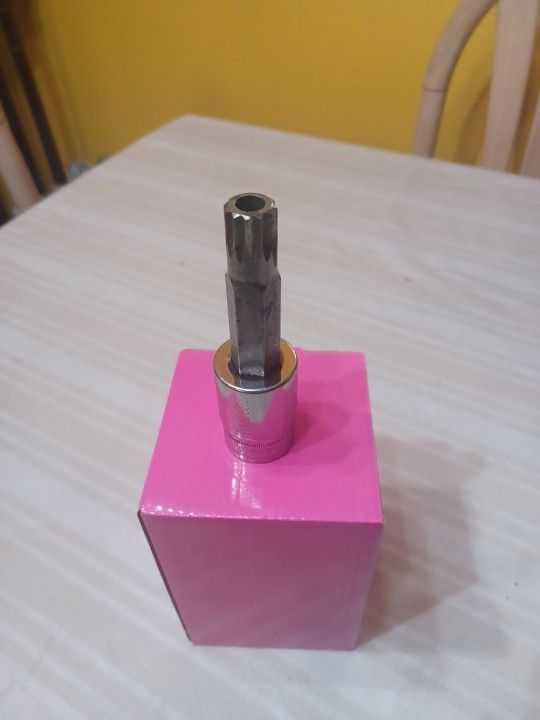 SNAP-ON 1/2 INCH DRIVE 16MM STANDARD TRIPLE SQUARE BIT SOCKET