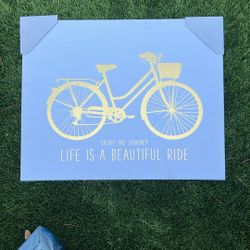 Canvas wall decor