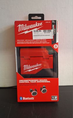 MILWAUKEE BLUETOOTH EARBUDS