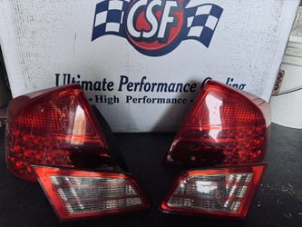 G 35 Sedan 2003-2006 Rear taillight and trunk lights