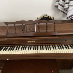 Baldwin Piano