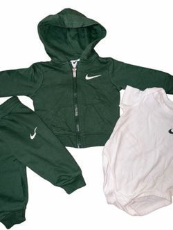 Nike baby set size 3m