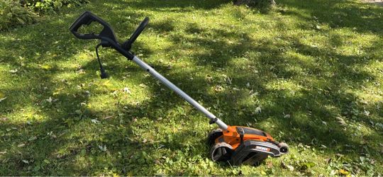 WORX 12 Amp 7.5-Inch Electric Lawn Edger and Trencher WG896