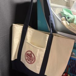 navy blue large traders