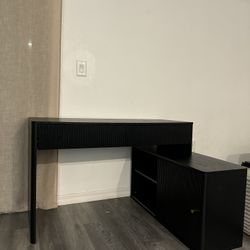 Desk table (with storage)