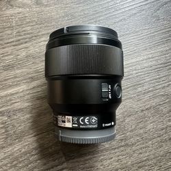 Sony 85mm f/1.8 FE Telephoto Lens