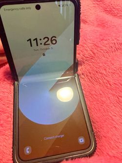 Samsung Galaxy Z Flip Foldable Phone with Case Verizon only
