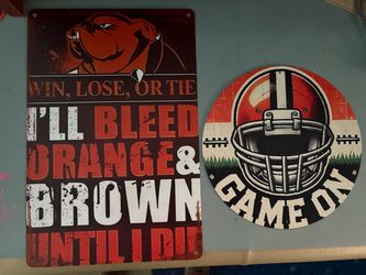2pc Metal Cleveland Browns Signs