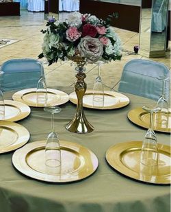 Gold charger plates