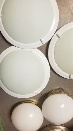 Light fixtures