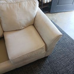 Nice White Loveseat Barley Uaes