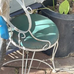 Antique Chair For Make Up Vanity