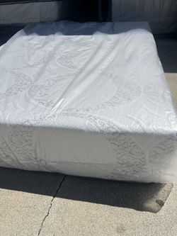 Queen Set Mattress 12" Memory Foam Brand New 