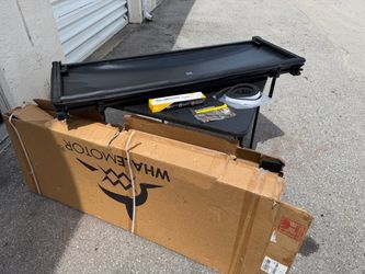 Whalemotor Soft Tri-Fold Truck Bed Tonneau Cover - New In Box 60" W x 64" L