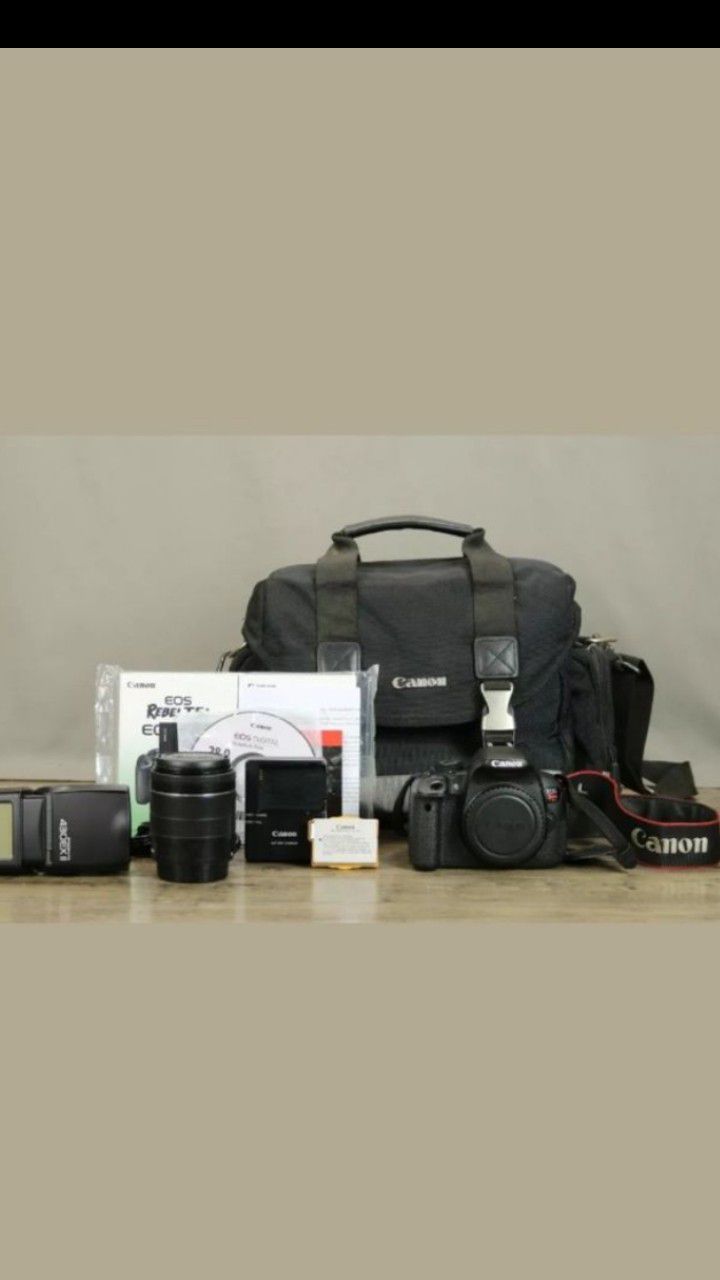Canon EOS Rebel t5i Bundle w/ LENSE, BAG, CHARGER, 1 BATTERY 430EX II FLASH