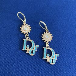 CD CHARM EARRINGS