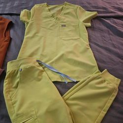 Figs Scrubs - Womens - Citrine