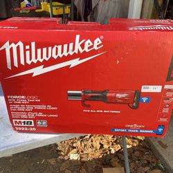 Milwaukee M18 PRESS TOOL KIT W/One-kit 