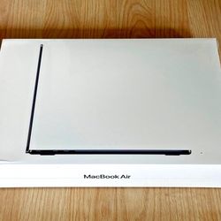 2025 M4 Macbook Air Midnight