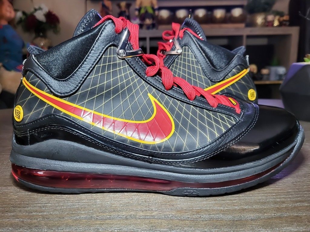NIKE LEBRON 7 'FAIRFAX AWAY' (2020)