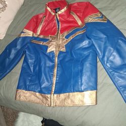 Marvel Adventures. Womans Size Large