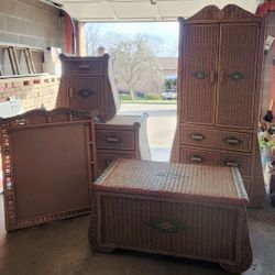 Wicker Bedroom Set 
