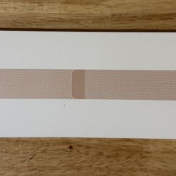 Apple Watch band gold stainless steel Milanese loop 40mm