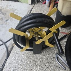 Wall Mounted Air Hose