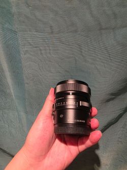 Sigma 50mm f2 DG DN lens for sony E full frame