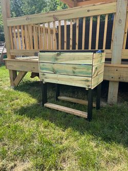 Large planter box