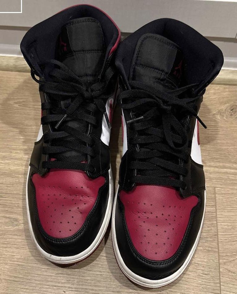 Air Jordan 1 Mid Noble Red Size 12