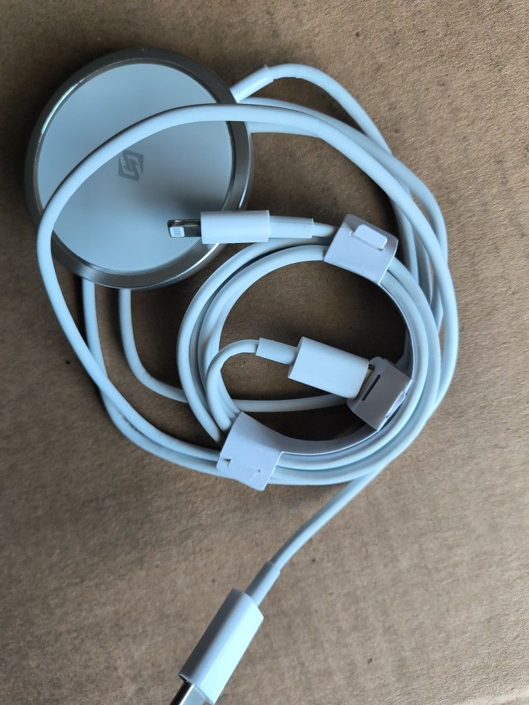 iPhone Charger An Wireless Charger