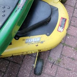 Tractor Lawn Mower John Deer