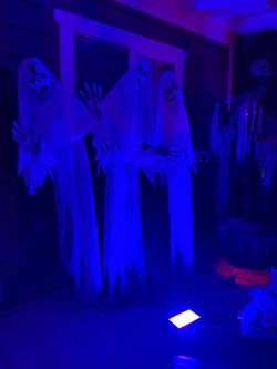 Morris Costumes’ Halloween Animated Prop - Haunting Ghost Trio