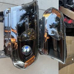 Dodge Durango headlight year 2014 to 2019