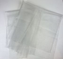 22 Sheer Sparkly Gray Square Table Runners 