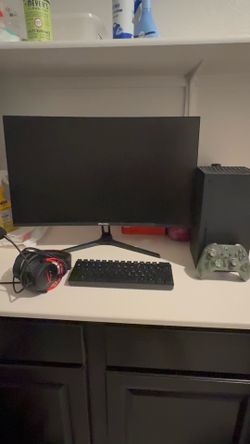 Xbox series x with monitor