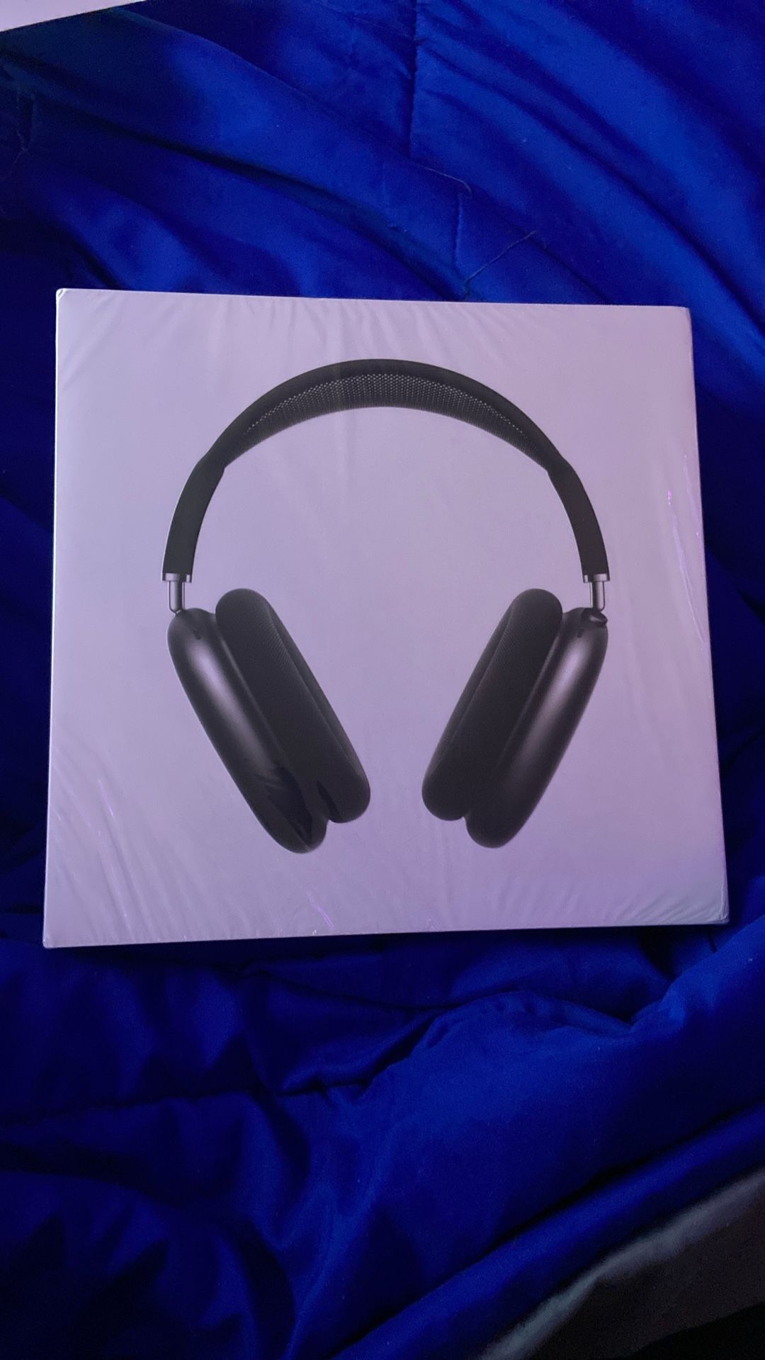 AirPod Max with Smart Case