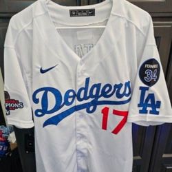 New XL Dodgers World Series Champions Ohtani White Jersey! New With Tags! Others Available!! See my profile!!