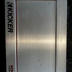 Kicker KX 400.4 Amplifier 