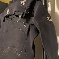 Wetsuit Matuse 4/3 Mm Tumo Hooded Full for Sale in San Diego Wetsuit Matuse 4/3 Mm Tumo Hooded Full for Sale in San Diego