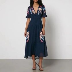 Hope & Ivy Embroidered Chiffon Maxi Dress