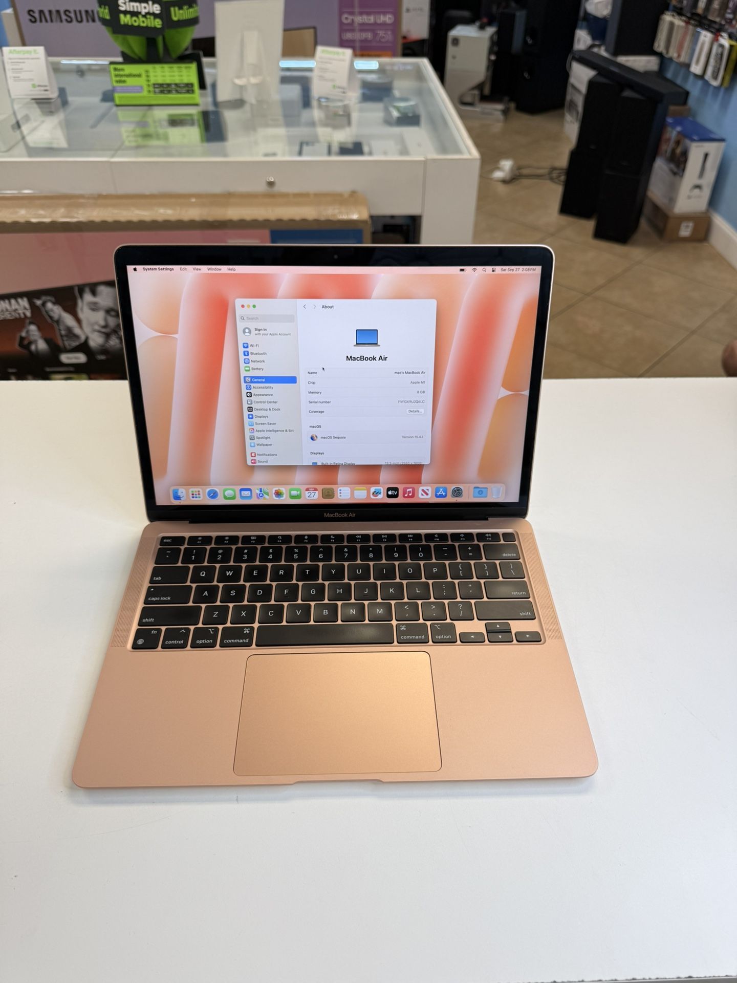 MacBook Air 13inch M1 chip 8GB 256GB SSD Rose Gold Like New
